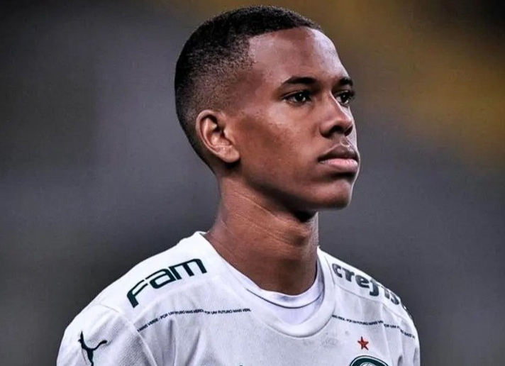 埃斯特旺與恩德里克：昔日隊(duì)友閃耀五大聯(lián)賽，今朝各展鋒芒