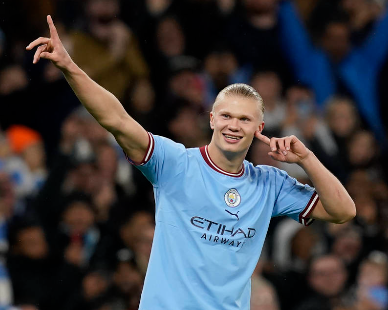 瓜迪奧拉談曼城戰(zhàn)術(shù)：以進(jìn)球?yàn)閷?dǎo)向，依球員特點(diǎn)調(diào)整